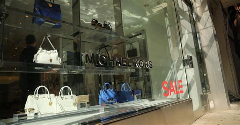 michael kors closing stores 2018|Michael Kors To Close 100 to 125 Stores – Consumerist.